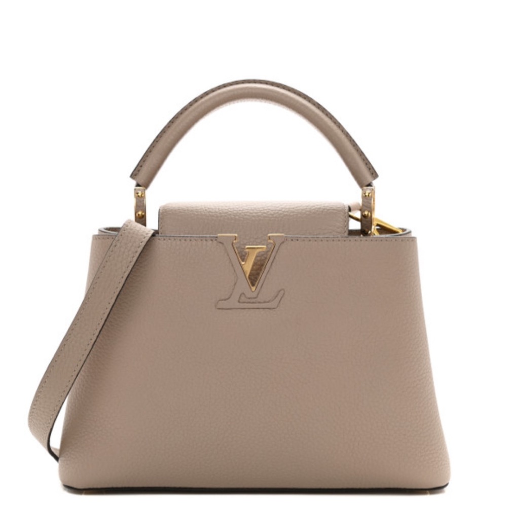 Like New Authentic Louis Vuitton Capucines BB